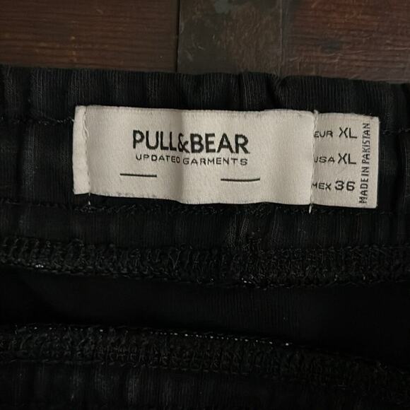 Men's Pull & Bear Black Jogger Shorts Size XL - Picture 4 of 5